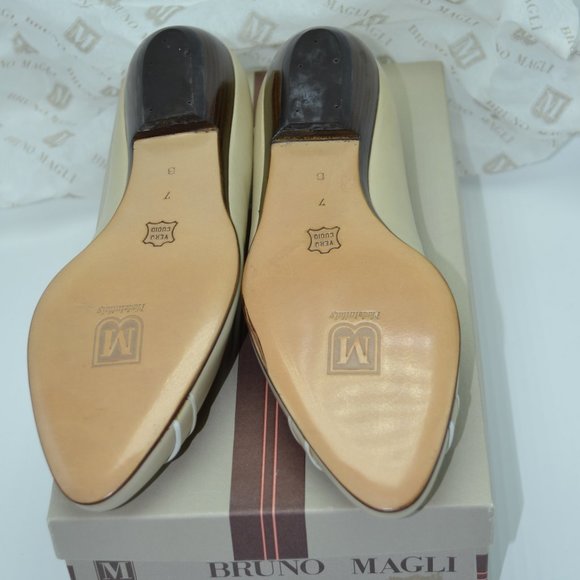 NIB  BRUNO MAGLI  TAN  & WHITE  SIZE 7 B - Picture 7 of 8